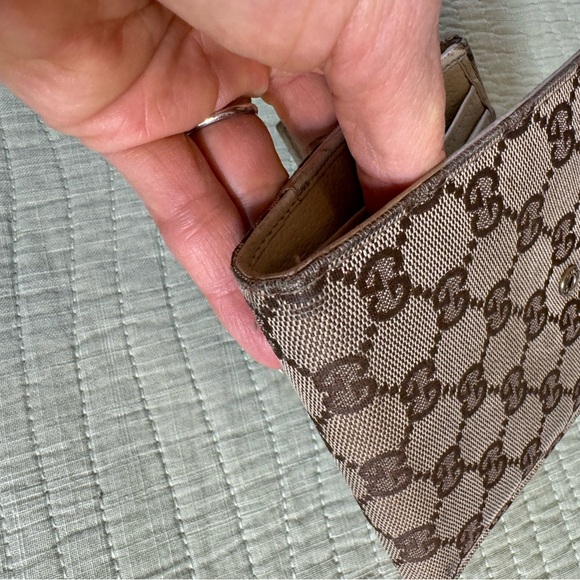 GUCCI VINTAGE ECLIPSE BIFOLD WALLET BROWN & BEIGE SIGNATURE GG - Picture 10 of 14